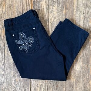 Ethyl Jeans - Black Capris with Fleur-de-Lis Rhinestone detail